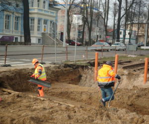 Przebudowa torowiska na pl. Szarych Szeregów