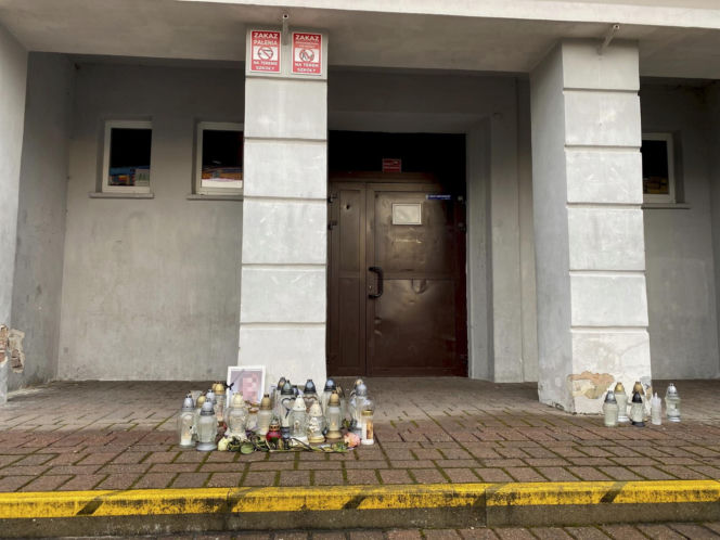 Jelenia Góra: Pogrzeb 11-letniej Danusi. Całe miasto pogrążone w smutku