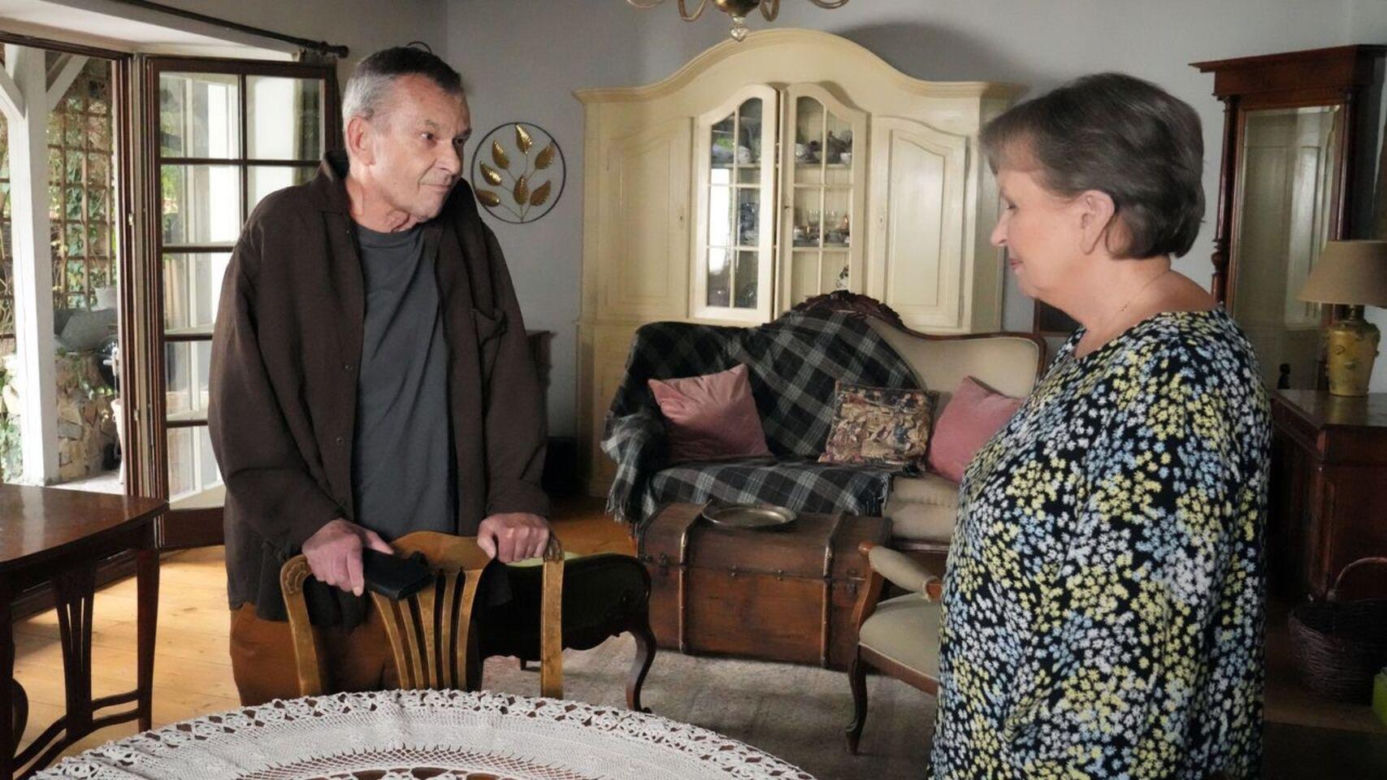Barwy szczęścia odc. 3116. Czesław Zarzeczny (Marian Jaskulski), Basia (Sławomira Łozińska)