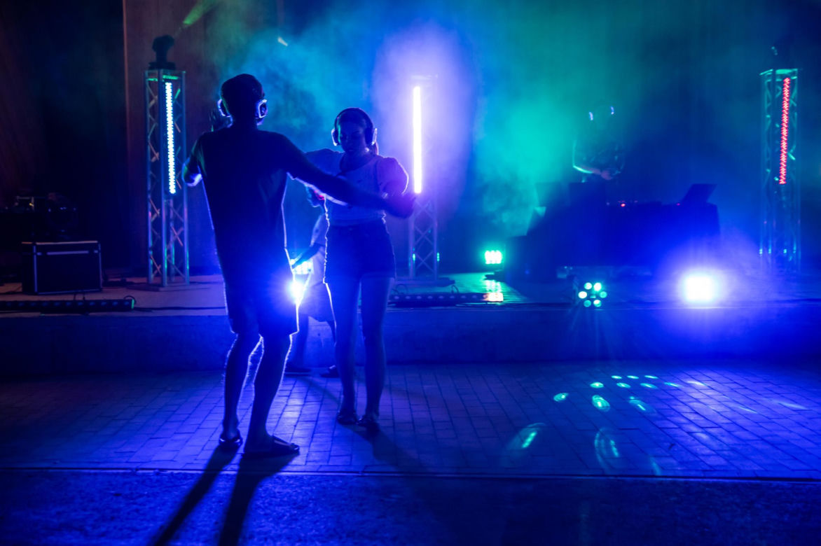 Silent Disco rozgrzało Starachowice! Sprawdź, jak bawili się mieszkańcy na wyjątkowej imprezie
