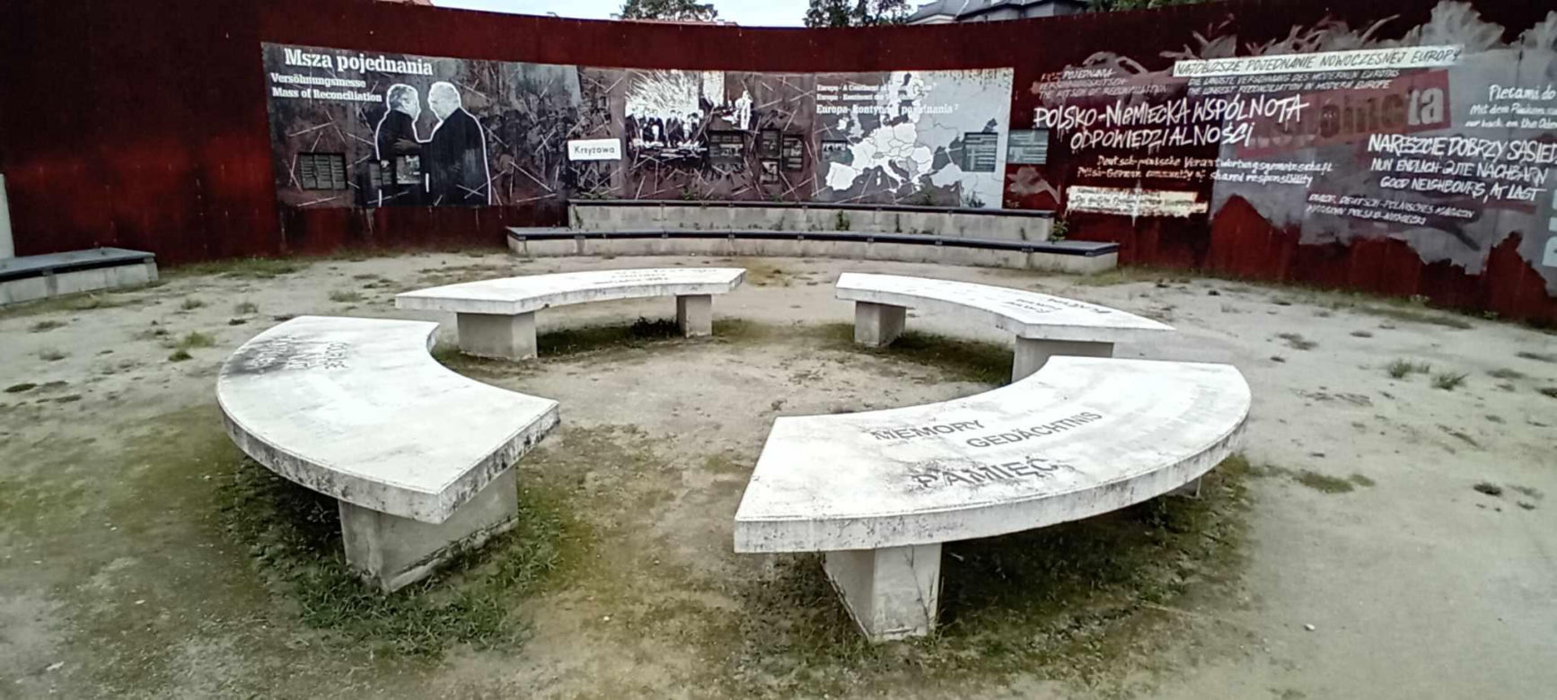 Dolnośląska Krzyżowa. Miejsce, które stało się symbolem dialogu i pojednania  