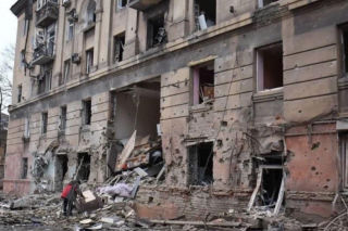 Rosjanie mają fantazję! Zniszczyli Mariupol, teraz chcą, by był miastem… kurortem!