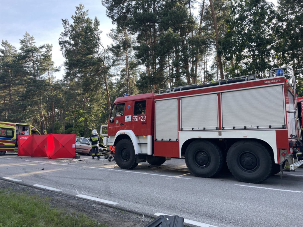 Potworny wypadek w pow. włodawskim. Nie żyją dwie osoby