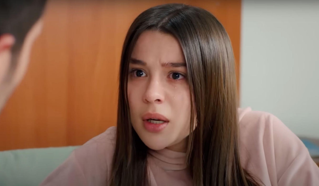 Porywacz Ragip znów zasadzi się na Zeynep. Czy Melis ostrzeże rywalkę?