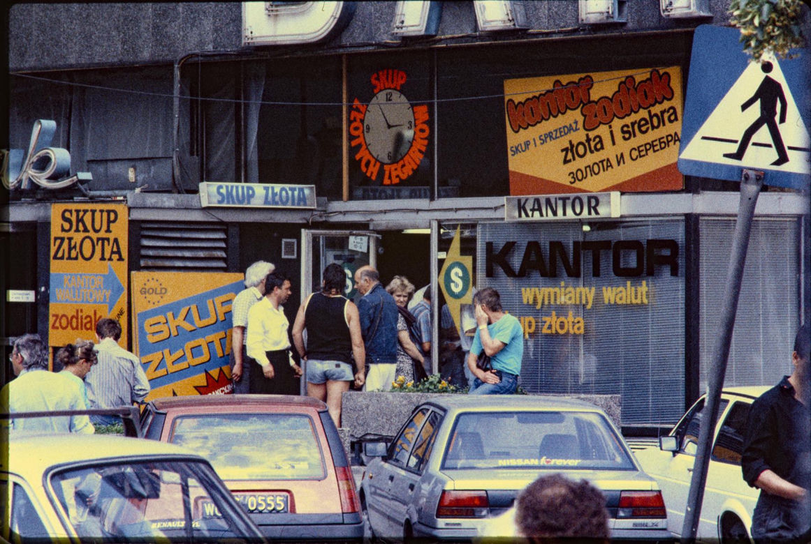 Kantor wymiany walut, Pasaż Wiecha, lata 90.