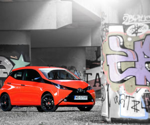 Nowa Toyota Aygo 1.0 wersja X-CITE