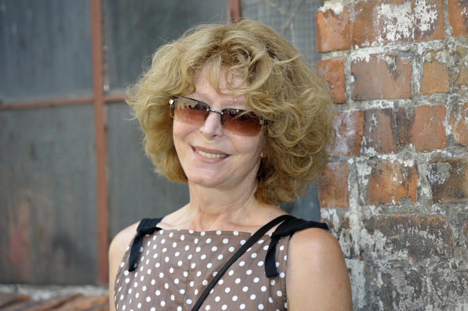 Anna Romantowska była żoną dwóch wybitnych artystów. Dziś "gada z kotem" zamiast brylować na czerwonym dywanie