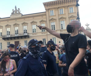 Protest na Krakowskim Przedmieściu