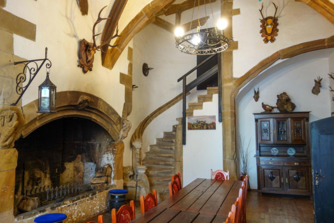 To jeden z najpiękniejszych zamków w Polsce. Mało kto wie, że zbudowano go na…wygasłym wulkanie