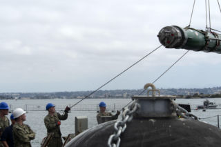 Atak torpedowy na „Denę”: Iran traci ocean