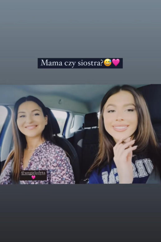 Roksana Węgiel z mamą Edytą