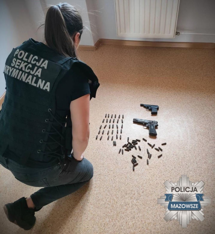 Duża akcja mazowieckich policjantów - Zabezpieczono duże ilości nielegalnej broni i amunicji