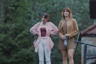 M jak miłość. Aneta (Ilona Janyst), Kama (Michalina Sosna)