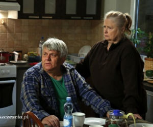 Barwy szczęścia. Amelia (Stanisława Celińska), Tomasz Wiśniewski (Kazimierz Mazur)