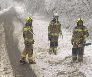 Podkarpacie pod śniegiem. Tysiące domów bez prądu, drogi sparaliżowane. Sprawdź, co dzieje się w regionie!
