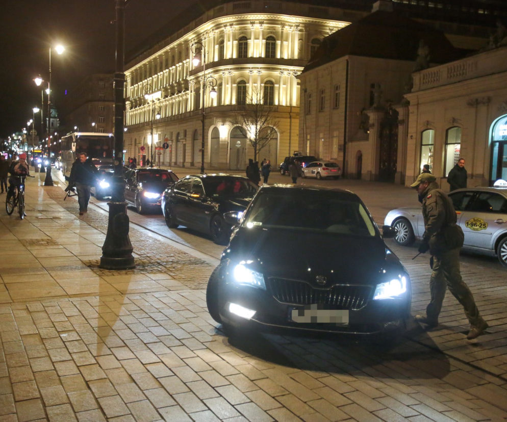 Wieczorne spotkanie Andrzeja Dudy z PiS w pałacu prezydenckim