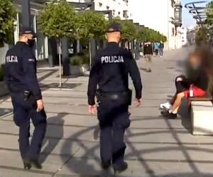 Opolska policja karze mandatami za brak maseczek