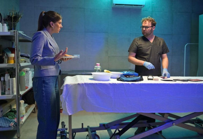 "Pierwsza miłość" streszczenia odcinków 4100-4104. Marta zaczyna rozumieć, o co chodzi w sprawie Joanny S. Czy da radę przekonać do swojej teorii policję?