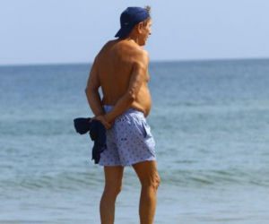 Smutny Englert samotni snuje się po plaży, Zona aktora wybrała zimną północ