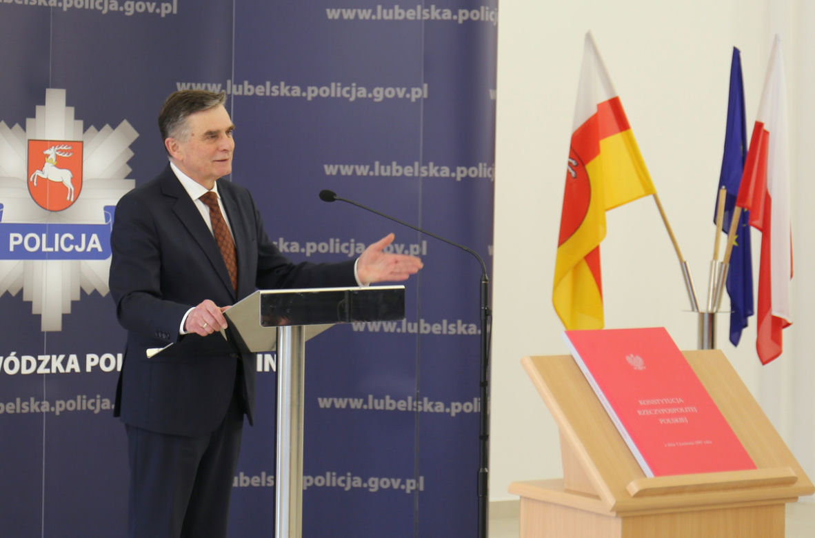 Policja