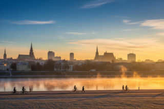 Poznań budzi się w słońcu! Potem czeka nas prawdziwy szok temperaturowy.