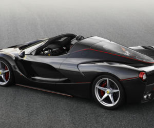 Ferrari LaFerrari Spider