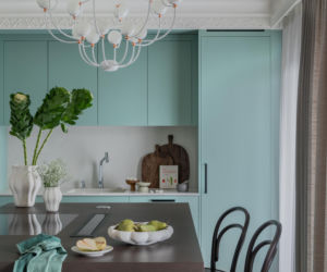 130-m apartament w stylu paryskim. Nieoczywiste kolory!