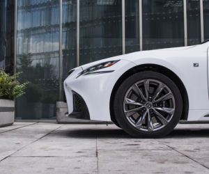 Lexus LS500h F-Sport