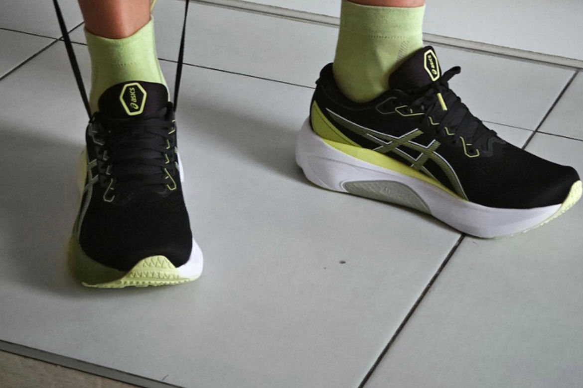 ASICS GEL-KAYANO 30