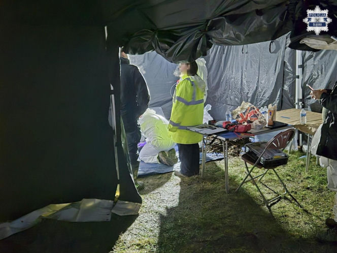 Zabili Andrzeja, upchnęli w walizce i zakopali w polu