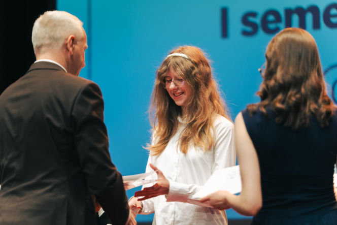 Najzdolniejsi uczniowie odebrali stypendia Prezydenta Miasta Siedlce