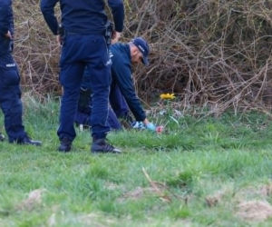 Makabryczne znalezisko w miejscu śmierci Mai z Mławy To znajdowało się w zakopanym pudełku