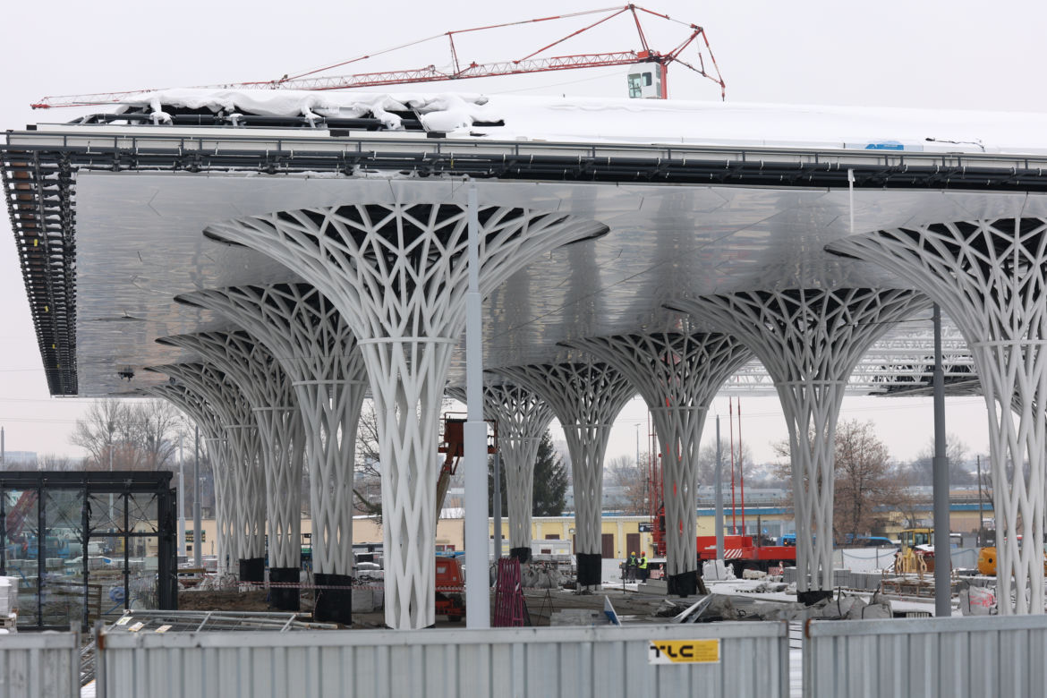 Budowa Dworca Metropolitalnego w Lublinie w zimowej odsłonie