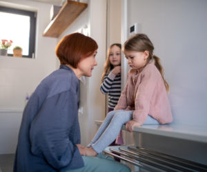 Dziecko ciągle mówi „zaraz” ? Tak zmniejszysz jego opór o połowę