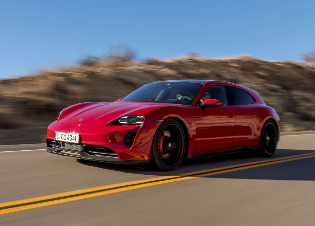 Porsche Taycan GTS Sport Turismo
