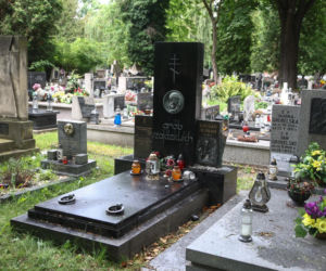 Ktoś zniszczył grób ukraińskiego pisarza