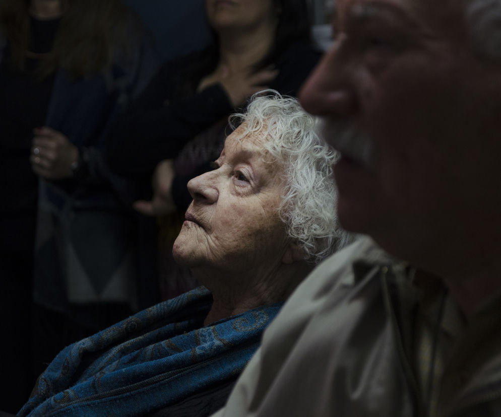 Oszuści wyłudzają od seniorów coraz więcej pieniędzy