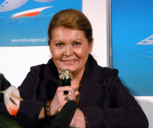Pogrzeb Igi Cembrzyńskiej. Tłum gwiazd oddaje hołd wielkiej artystce