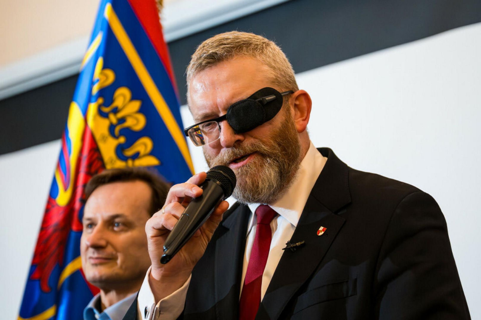 Braun na kongresie partii: Albo my, albo oni