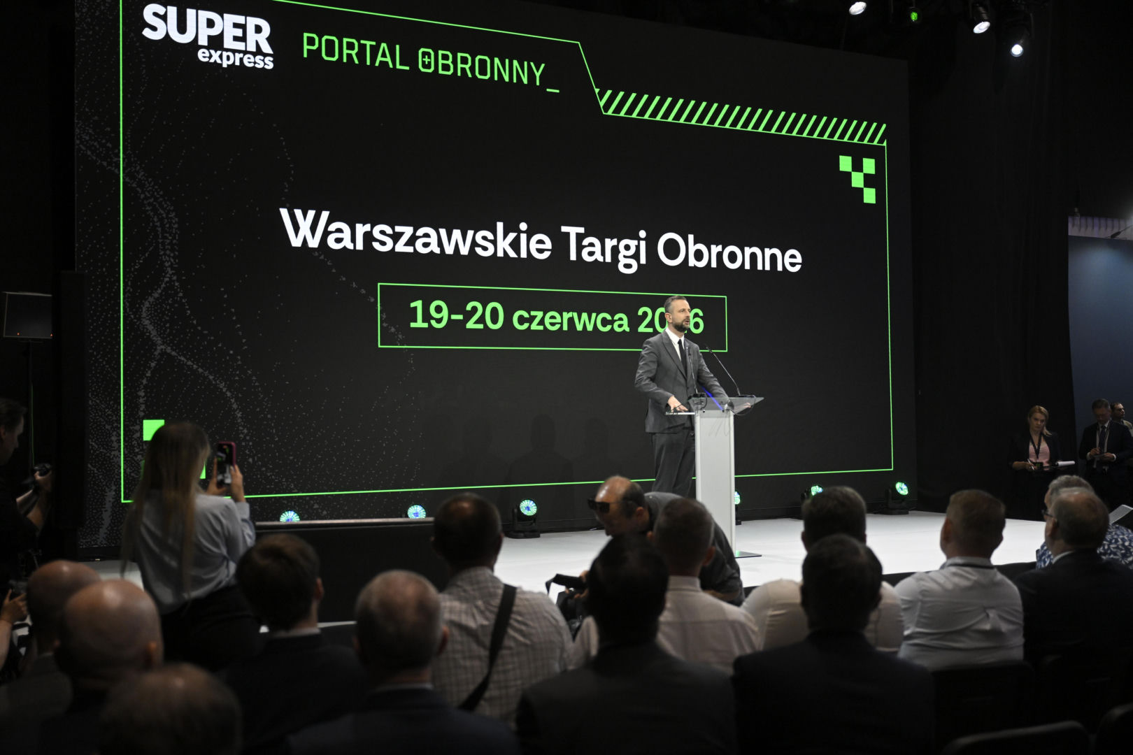 Władysław Kosiniak-Kamysz na warszawskich Targach Obronnych w Expo XXI