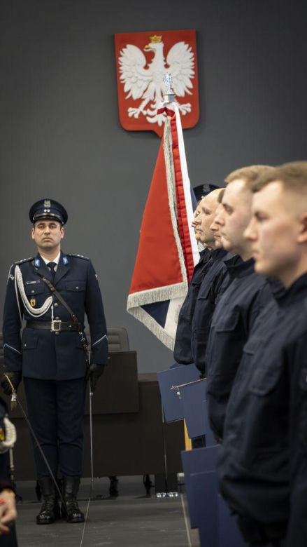 Gdańsk ma nowych policjantów. Złożyli ślubowanie [GALERIA]