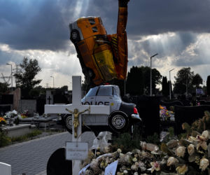Grób Miłoszka, który zginął w klubie dziecięcym w Ząbkach