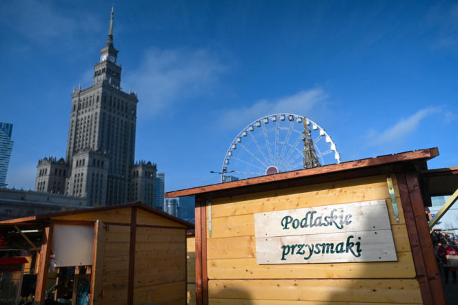 Jarmark Warszawski 2025. Co można znaleźć na stoiskach? Będą otwarte do 1 stycznia [ZDJĘCIA]