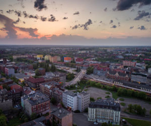 Mieszkańcy tych miast uginają się pod ciężarem długów. Jak żyć? Niechlubny ranking