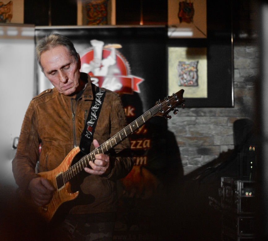 Premiera płyty Bartosza Bartka Wójcika w Hard Rock Pub Pamela w Toruniu 25.10.2021