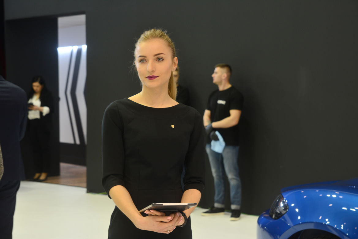 Hostessy na targach Poznań Motor Show 2018