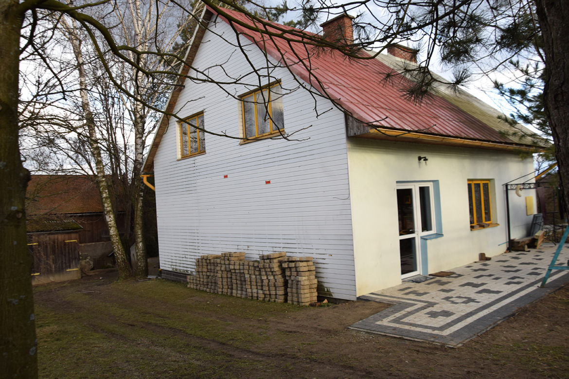 Maluje Madonny żeby zarobić na podjazd