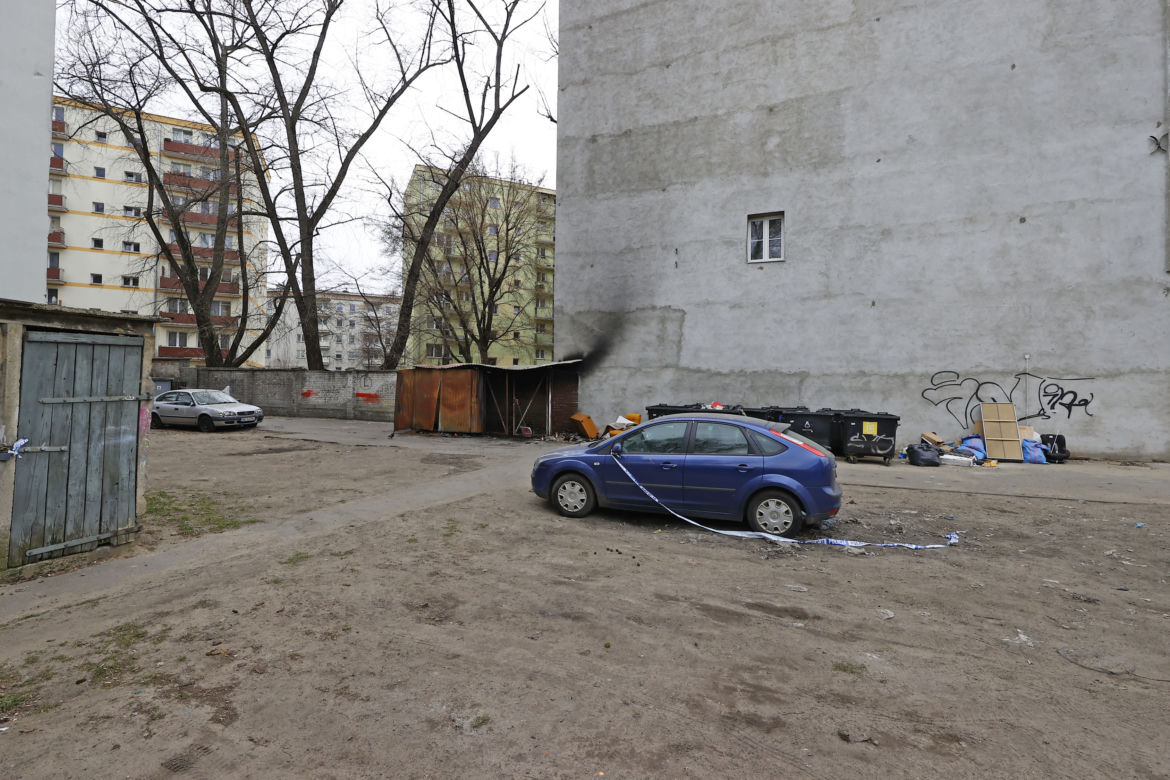 Makabra na Pradze-Północ. Mężczyzna spłonął w altance