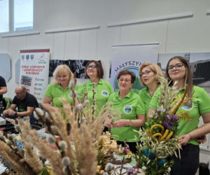 Starachowice tętnią tradycją! Trwa pierwszy Festiwal Kół Gospodyń i Gospodarzy Wiejskich „Lokalne pasje”