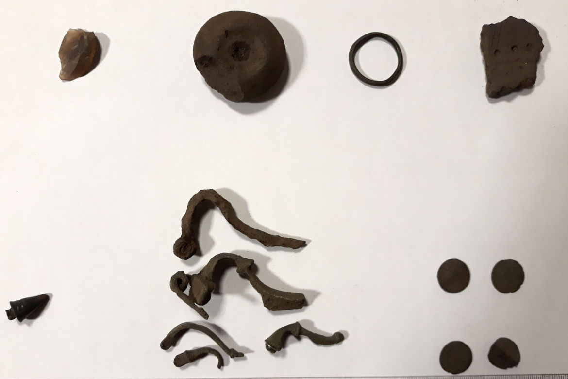 Prowadził nielegalne wykopaliska archeologiczne [ZDJĘCIA]